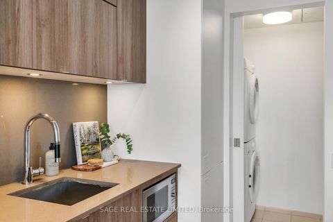 Photo 23 at 2504 - 125 Peter Street, Waterfront Communities C1, Toronto