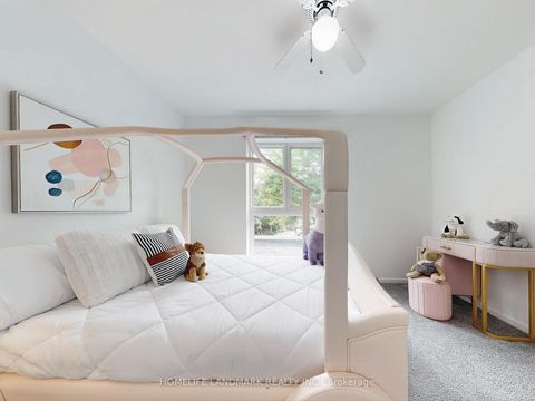 Photo 23 at 26 Anvil Mill Way, Windfields, Toronto