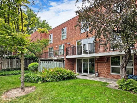 Photo 35 at 26 Anvil Mill Way, Windfields, Toronto