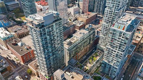 Photo 1 at 324 - 21 Nelson Street, Waterfront Communities C1, Toronto