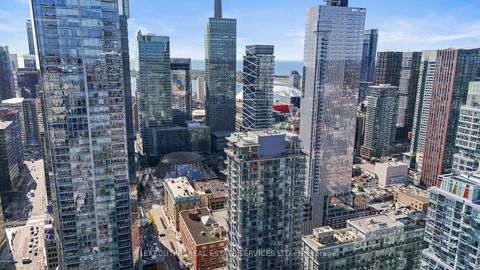 Photo 3 at 324 - 21 Nelson Street, Waterfront Communities C1, Toronto
