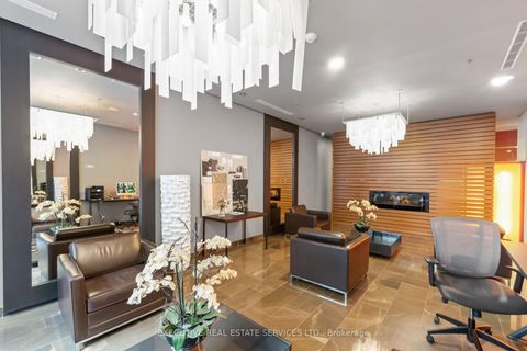 Photo 19 at 324 - 21 Nelson Street, Waterfront Communities C1, Toronto