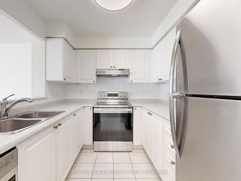 Photo 6 at 707 - 29 Pemberton Avenue, Newtonbrook East, Toronto