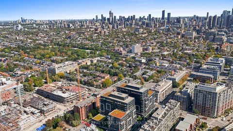 Photo 2 at 721 - 1030 King Street W, Niagara, Toronto