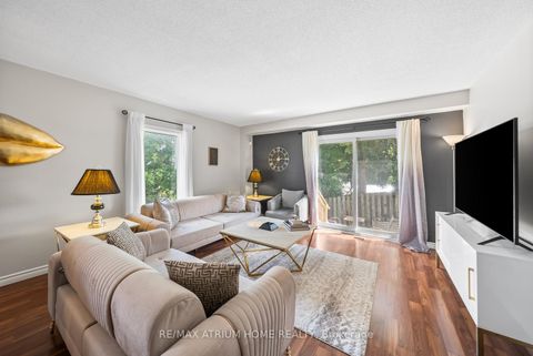 Photo 3 at 34 - 115 Main Street S, Central Newmarket, Newmarket