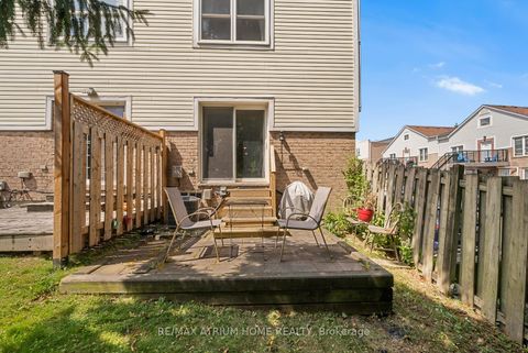 Photo 17 at 34 - 115 Main Street S, Central Newmarket, Newmarket