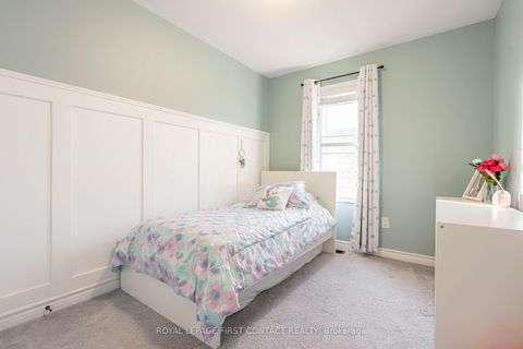 Photo 15 at 26 Deneb Street, Ardagh, Barrie