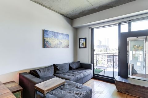 Photo 1 at 719 - 51 Trolley Crescent, Moss Park, Toronto