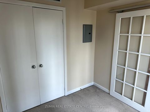 Photo 15 at 2116 - 8 Park Road, Moore Park, Toronto