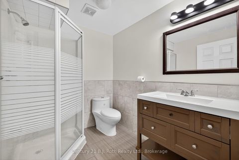 Photo 32 at 94 Destino Crescent, Vellore Village, Vaughan Photo 32 at 94 Destino Crescent, Vellore Village, Vaughan