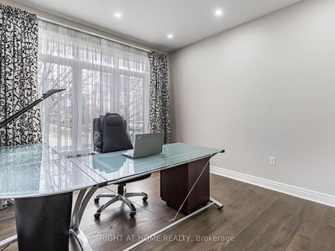 Photo 4 at 3176 Stocksbridge Avenue, BC Bronte Creek, Oakville