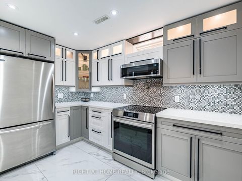 Photo 39 at 3176 Stocksbridge Avenue, BC Bronte Creek, Oakville