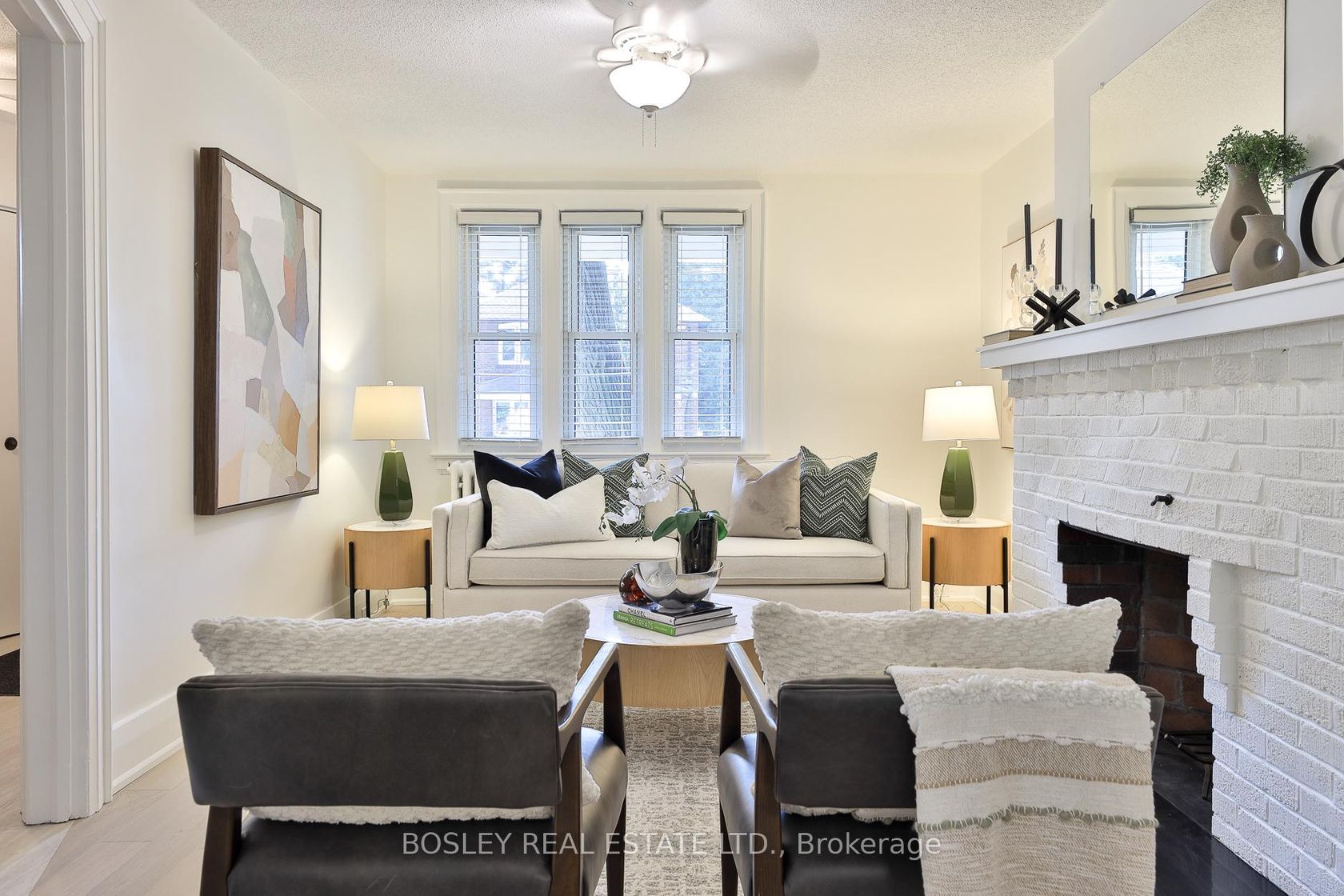 Photo 5 at 682 Hillsdale Avenue E, Mount Pleasant East, Toronto Photo 5 at 682 Hillsdale Avenue E, Mount Pleasant East, Toronto