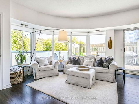 Photo 3 at 103 - 890 Sheppard Avenue W, Bathurst Manor, Toronto