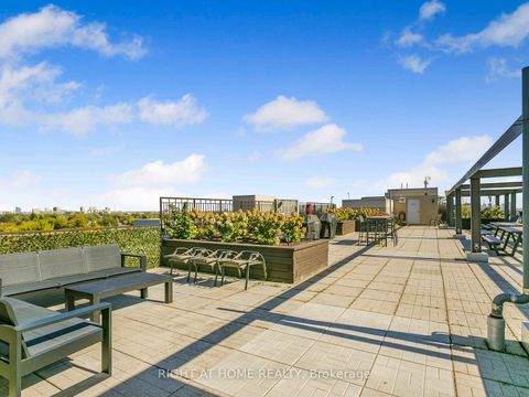 Photo 21 at 103 - 890 Sheppard Avenue W, Bathurst Manor, Toronto