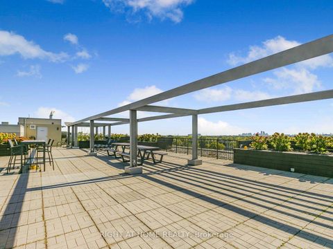 Photo 22 at 103 - 890 Sheppard Avenue W, Bathurst Manor, Toronto