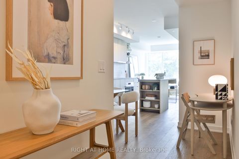 Photo 1 at 201 - 1161 Kingston Road, Cliffside, Toronto
