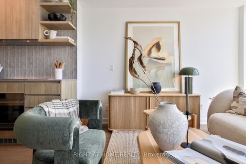 Photo 4 at 201 - 1161 Kingston Road, Cliffside, Toronto