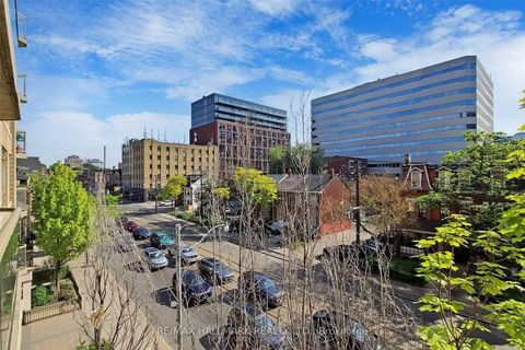 Photo 12 at 408 - 140 Bathurst Street, Waterfront Communities C1, Toronto
