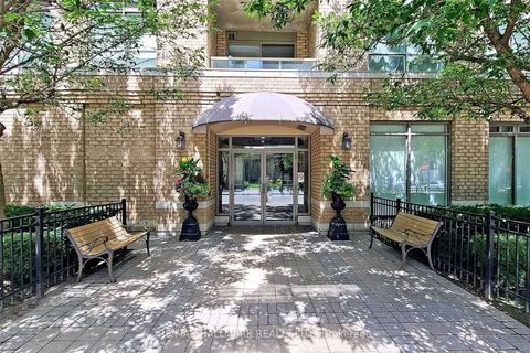 Photo 13 at 408 - 140 Bathurst Street, Waterfront Communities C1, Toronto
