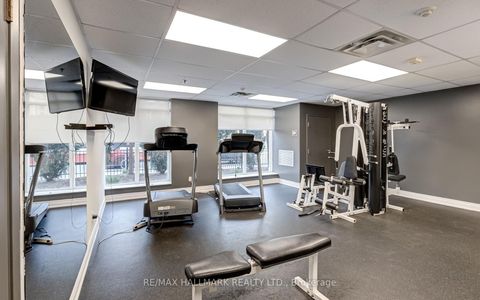 Photo 20 at 408 - 140 Bathurst Street, Waterfront Communities C1, Toronto