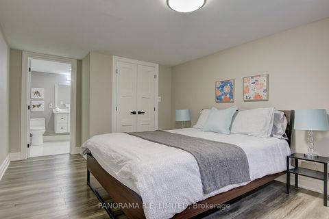 Photo 9 at 50 Maydolph Road, City Centre West, Toronto