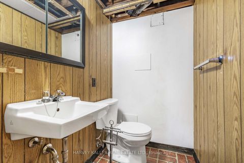 Photo 18 at 246 Brighton Avenue, Bathurst Manor, Toronto