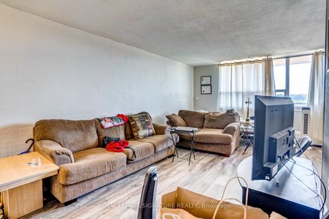 Photo 5 at 721 - 180 Markham Road, Scarborough Village, Toronto