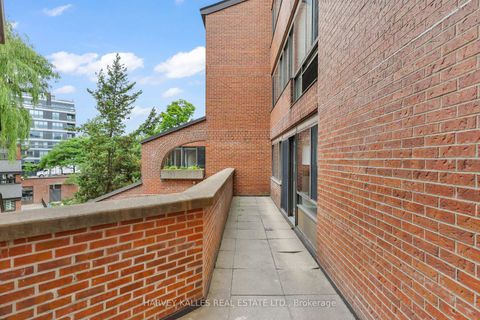 Photo 9 at 324-325 - 40 Sylvan Valley Way, Nortown, Toronto