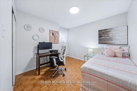 Photo 26 at 63 Carousel Crescent, Oak Ridges Lake Wilcox, Richmond Hill