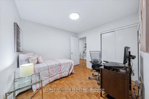 Photo 28 at 63 Carousel Crescent, Oak Ridges Lake Wilcox, Richmond Hill