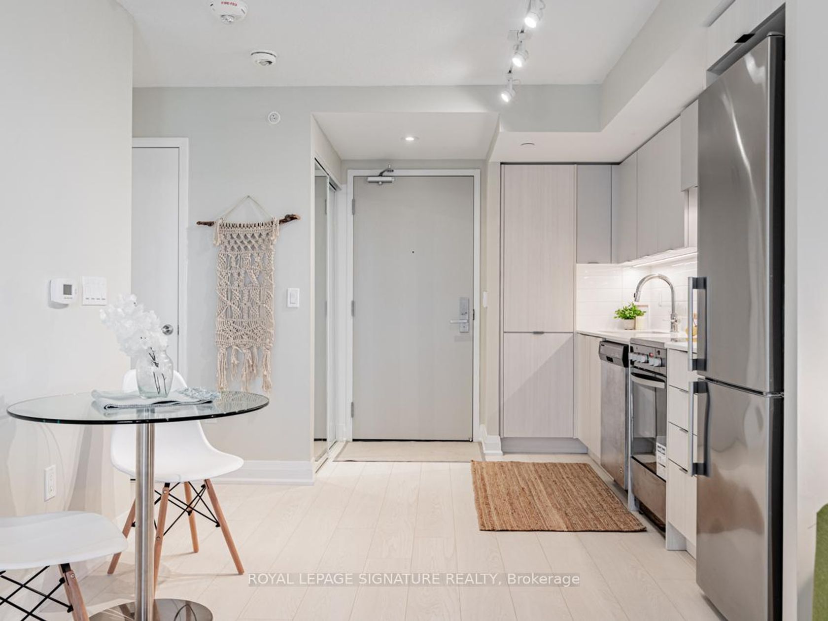 1104 - 30 Gibbs Road, City Centre West, Toronto 