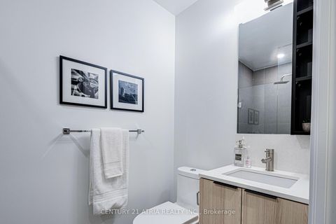 Photo 2 at 322 - 55 Mercer Street, Waterfront Communities C1, Toronto