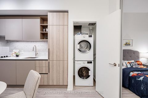 Photo 4 at 308 - 55 Mercer Street, Waterfront Communities C1, Toronto