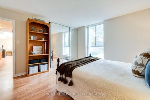 Photo 29 at 202 - 1071 Queens Avenue, CP College Park, Oakville
