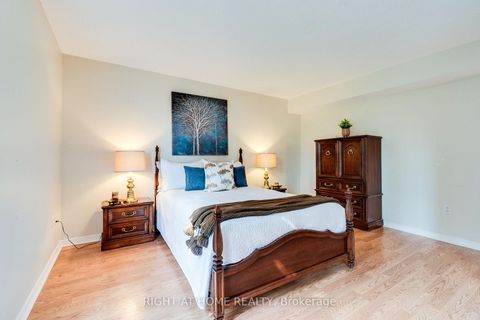 Photo 30 at 202 - 1071 Queens Avenue, CP College Park, Oakville