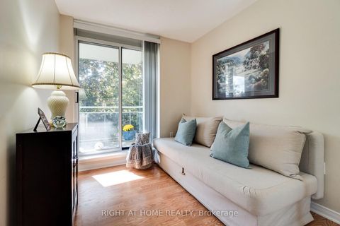 Photo 33 at 202 - 1071 Queens Avenue, CP College Park, Oakville