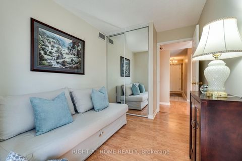 Photo 34 at 202 - 1071 Queens Avenue, CP College Park, Oakville