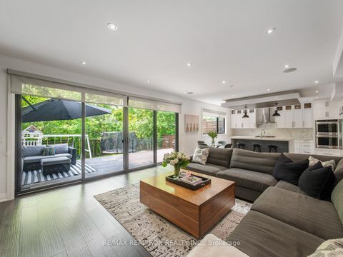 Photo 15 at 41 Invermay Avenue, Clanton Park, Toronto