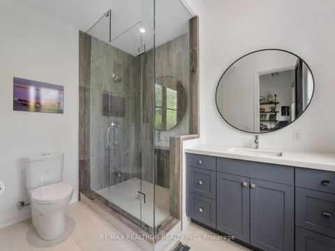 Photo 19 at 41 Invermay Avenue, Clanton Park, Toronto