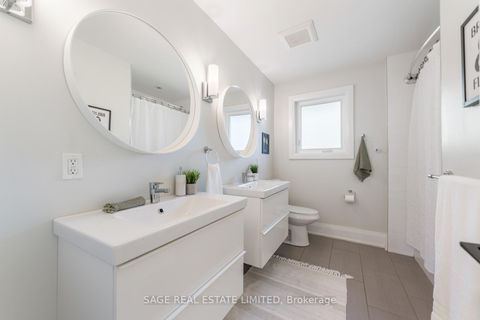 Photo 19 at 10 Lionel Heights Crescent, Donalda, Toronto