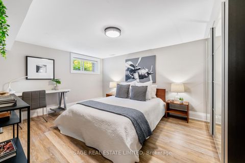 Photo 27 at 10 Lionel Heights Crescent, Donalda, Toronto