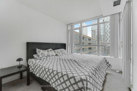 Photo 13 at 925 - 10 Capreol Court, Waterfront Communities C1, Toronto