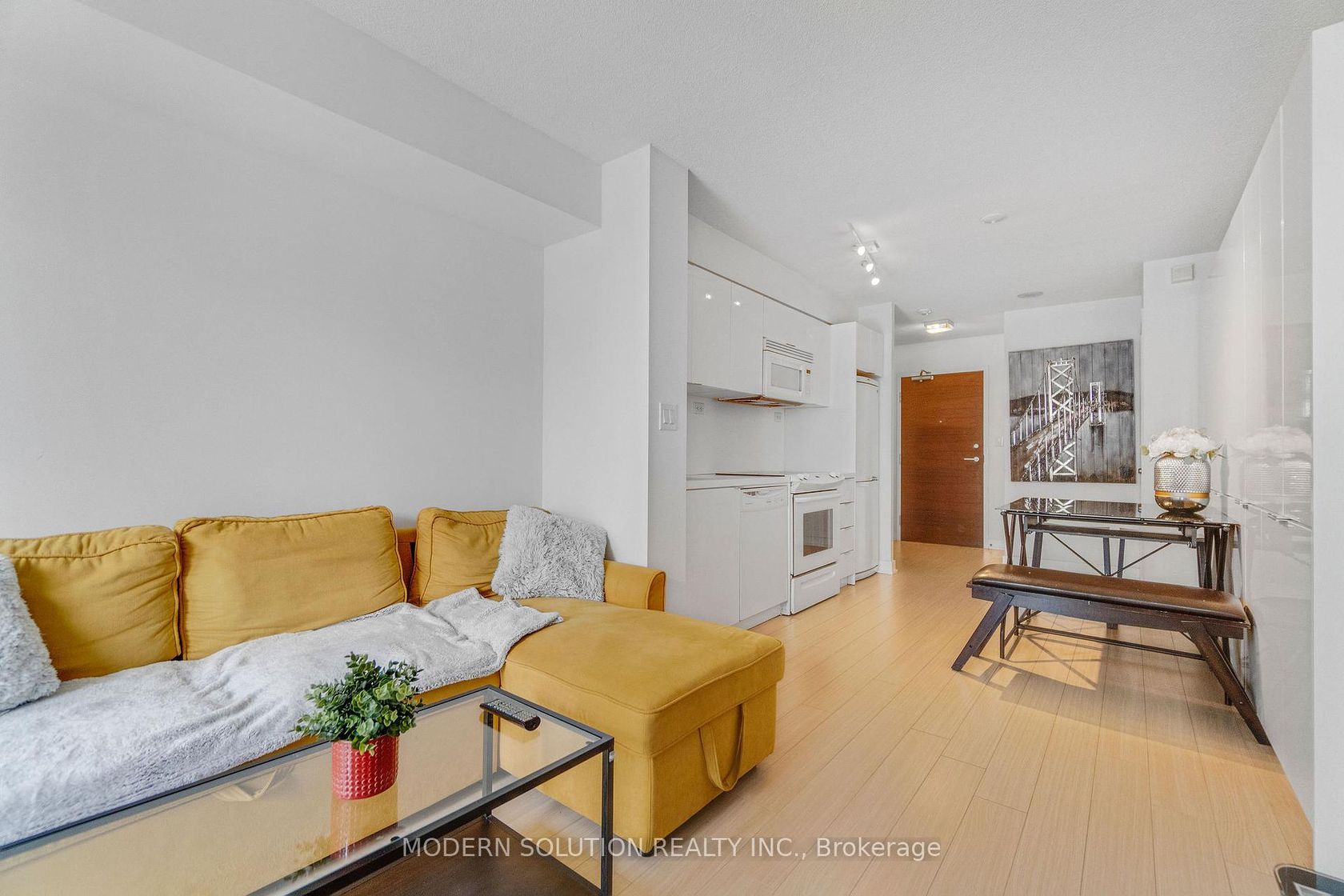 925 - 10 Capreol Court, Waterfront Communities C1, Toronto 