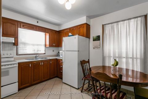 Photo 6 at 46 Macdonell Avenue, Roncesvalles, Toronto