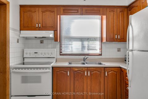 Photo 7 at 46 Macdonell Avenue, Roncesvalles, Toronto