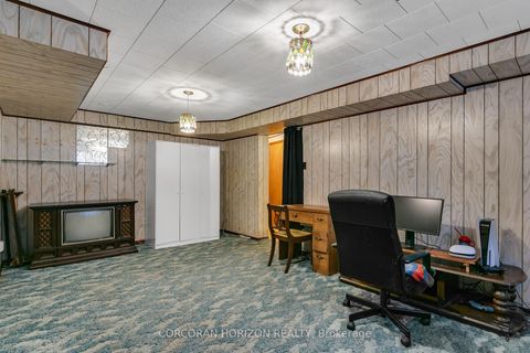 Photo 13 at 46 Macdonell Avenue, Roncesvalles, Toronto