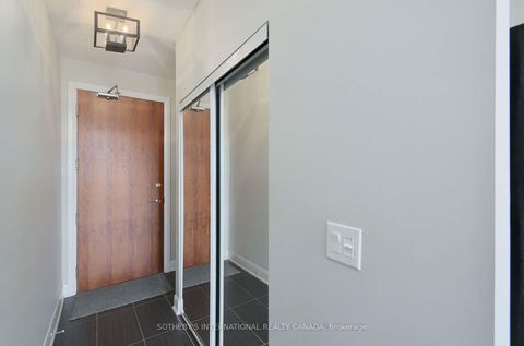 Photo 9 at 501 - 4700 Highway 7 Road, East Woodbridge, Vaughan