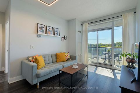 Photo 12 at 501 - 4700 Highway 7 Road, East Woodbridge, Vaughan