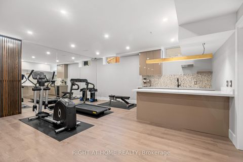Photo 30 at 15 Fairmeadow Avenue, Windfields, Toronto